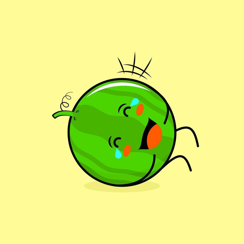 schattig watermeloenkarakter met gelukkige uitdrukking, ga liggen, sluit de ogen en tranen. groen en geel. geschikt voor emoticon, logo, mascotte vector