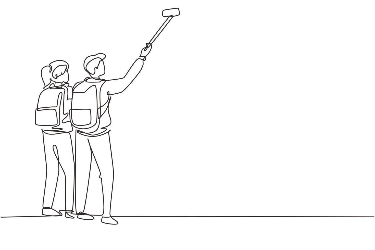 continu één lijntekening paar man vrouw wandelaars met rugzakken neemt selfie in de bergen tijdens het opnemen van video met zijn smartphone. reisblogger. enkele lijn tekenen ontwerp vectorillustratie vector