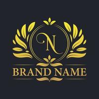 gouden vintage luxe n letter logo ontwerp. vector