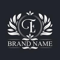 vintage luxe gouden e letter logo ontwerp. vector