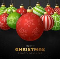 merry christmas zwarte achtergrond met groene en rode kerstbal, gouden elementen. kerstposters, wenskaarten, website. vector