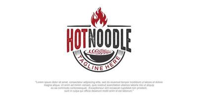 vintage hete noedels logo ontwerp. noodle, kom en vuur vector