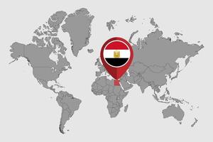 speldkaart met de vlag van egypte op wereldkaart. vectorillustratie. vector