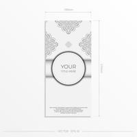 luxueus ansichtkaarten wit kleuren met Indisch patronen. uitnodiging kaart ontwerp met mandala ornament. vector