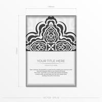 luxueus ansichtkaart wit kleuren met Indisch ornamenten. vector ontwerp van uitnodiging kaart met mandala patronen.