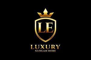 eerste le elegant luxe monogram logo of insigne sjabloon met scrollt en Koninklijk kroon - perfect voor luxueus branding projecten vector