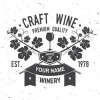 ambacht wijn. wijnmaker bedrijf insigne, teken of label. vector illustratie.
