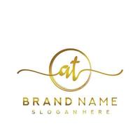 eerste Bij schoonheid monogram en elegant logo ontwerp, handschrift logo van eerste handtekening, bruiloft, mode, bloemen en botanisch met creatief sjabloon. vector