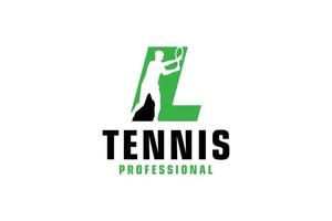 brief l met tennis speler silhouet logo ontwerp. vector ontwerp sjabloon elementen voor sport team of zakelijke identiteit.