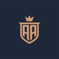 aa monogram eerste logo met schild en kroon stijl vector