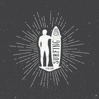 surfing logo, etiket of kenteken. vector