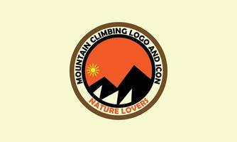 besneeuwd berg met zon, oranje kleur icoon logo vector