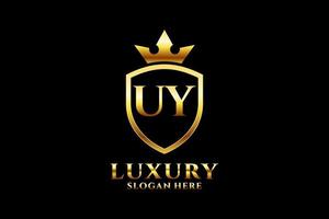 eerste uy elegant luxe monogram logo of insigne sjabloon met scrollt en Koninklijk kroon - perfect voor luxueus branding projecten vector