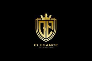 eerste qt elegant luxe monogram logo of insigne sjabloon met scrollt en Koninklijk kroon - perfect voor luxueus branding projecten vector