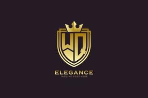 eerste wq elegant luxe monogram logo of insigne sjabloon met scrollt en Koninklijk kroon - perfect voor luxueus branding projecten vector