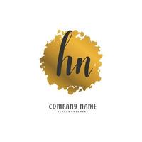 h n hn eerste handschrift en handtekening logo ontwerp met cirkel. mooi ontwerp handgeschreven logo voor mode, team, bruiloft, luxe logo. vector