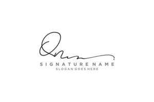 eerste qn brief handtekening logo sjabloon elegant ontwerp logo teken symbool sjabloon vector icoon