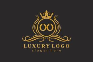 eerste ooo brief Koninklijk luxe logo sjabloon in vector kunst voor restaurant, royalty, boetiek, cafe, hotel, heraldisch, sieraden, mode en andere vector illustratie.