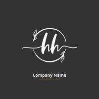 hh eerste handschrift en handtekening logo ontwerp met cirkel. mooi ontwerp handgeschreven logo voor mode, team, bruiloft, luxe logo. vector