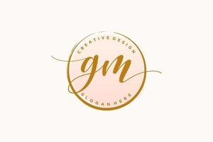 eerste gm handschrift logo met cirkel sjabloon vector handtekening, bruiloft, mode, bloemen en botanisch met creatief sjabloon.