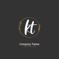 kt eerste handschrift en handtekening logo ontwerp met cirkel. mooi ontwerp handgeschreven logo voor mode, team, bruiloft, luxe logo. vector