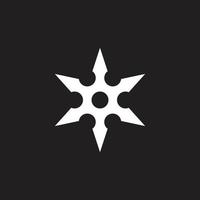eps10 wit vector Ninja shuriken het werpen ster abstract icoon geïsoleerd Aan zwart achtergrond. metaal shuriken symbool in een gemakkelijk vlak modieus modern stijl voor uw website ontwerp, logo, en mobiel app