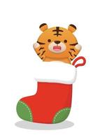 schattig tijger karakter mascotte met Kerstmis kous, gelukkig naar vieren Kerstmis of nieuw jaar, vector tekenfilm stijl