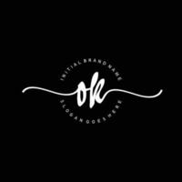 eerste OK handschrift logo sjabloon vector