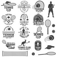 reeks van tennis club badges met ontwerp element. vector illustratie.