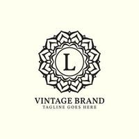 luxueus mandala wijnoogst brief l vector logo ontwerp