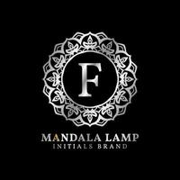 brief f mandala lamp initialen decoratief vector logo ontwerp voor bruiloft, spa, hotel, schoonheid zorg