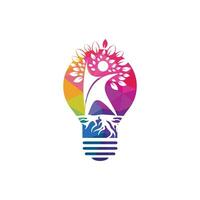 menselijk boom wortels en licht lamp icoon logo ontwerp. menselijk boom en licht lamp symbool icoon logo ontwerp. vector
