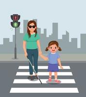 schattig weinig meisje helpen Blind vrouw kruispunt straat Bij de voetganger verkeer vector