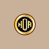 creatief hqa brief logo ontwerp met gouden cirkel vector
