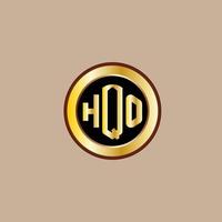 creatief hqo brief logo ontwerp met gouden cirkel vector