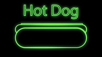 heet hond Aan een zwart achtergrond, neon, vector illustratie. worst broodje, gevuld, smakelijk broodje. neon met een opschrift in groente. helder uithangbord voor cafe, restaurant