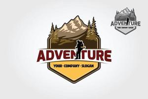 avontuur vector logo sjabloon. deze camping in de berg logo sjabloon het zullen worden perfect net zo hoofd identiteit element voor reizen agentschappen, websites over bergen en hiking, wild leven en toerisme.