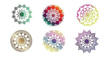 kleurrijk mandala , reeks mandala, mandala's, wijnoogst decoratief element, oosters patroon, vector, Islam, Arabisch, Indisch, Turks, Pakistan, Chinese, poef motieven, luxe sier- mandala vector