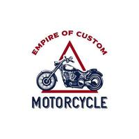 Op maat motorfiets etiket in wijnoogst stijl met opschrift en motor met wit achtergrond geïsoleerd vector illustratie logo ontwerp sjabloon