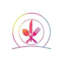 vers voedsel logo sjabloon. voedsel logo met, lepel, mes, en vork. gezond voedsel logo sjabloon vector