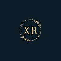 eerste xr schoonheid monogram en elegant logo ontwerp, handschrift logo van eerste handtekening, bruiloft, mode, bloemen en botanisch met creatief sjabloon. vector