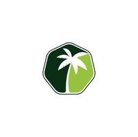tropisch strand en palm boom logo ontwerp. creatief gemakkelijk palm boom vector logo ontwerp