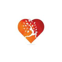 yoga hart vorm concept logo ontwerp sjabloon. schoonheidsmiddelen icoon en spa logo. yoga houding vector