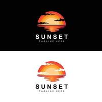 zonsondergang strand logo ontwerp, zeegezicht illustratie, rood dag vakantie plek vector