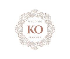 ko initialen brief bruiloft monogram logos verzameling, hand- getrokken modern minimalistisch en bloemen Sjablonen voor uitnodiging kaarten, opslaan de datum, elegant identiteit voor restaurant, boetiek, cafe in vector