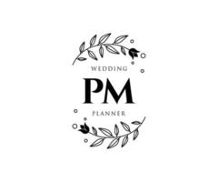 p.m initialen brief bruiloft monogram logos verzameling, hand- getrokken modern minimalistisch en bloemen Sjablonen voor uitnodiging kaarten, opslaan de datum, elegant identiteit voor restaurant, boetiek, cafe in vector