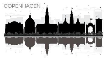 Kopenhagen stad horizon zwart en wit silhouet met reflecties. vector