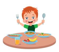 schattig weinig jongen aan het eten Bij de avondeten tafel vector