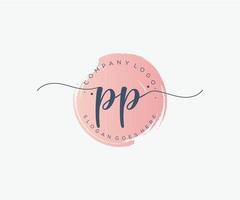 eerste pp vrouwelijk logo. bruikbaar voor natuur, salon, spa, kunstmatig en schoonheid logo's. vlak vector logo ontwerp sjabloon element.