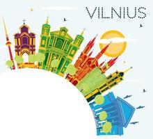Vilnius horizon met kleur gebouwen, blauw lucht en kopiëren ruimte. vector